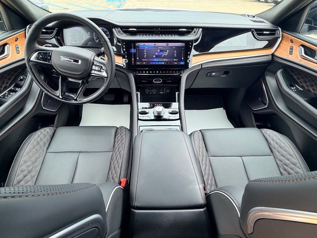 2026 Jeep Grand Cherokee Summit