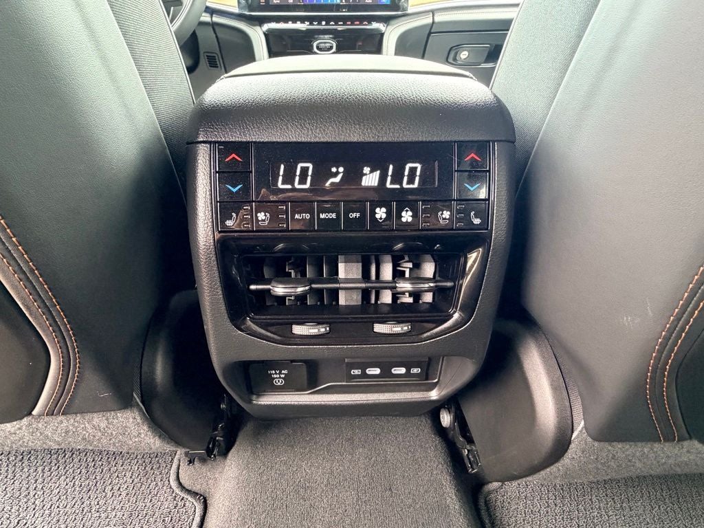 2026 Jeep Grand Cherokee Summit