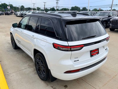 2026 Jeep Grand Cherokee Summit