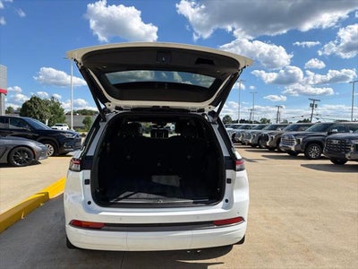 2026 Jeep Grand Cherokee Summit