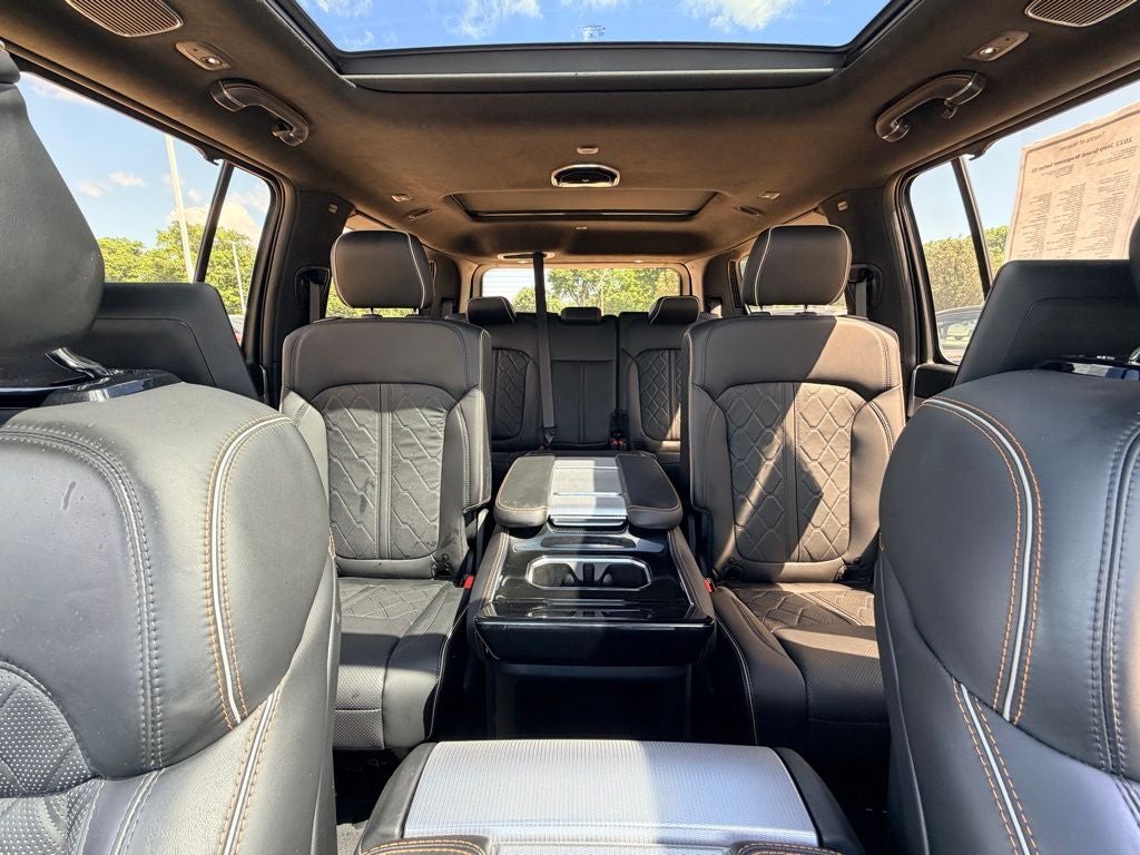 2022 Jeep Grand Wagoneer Series III