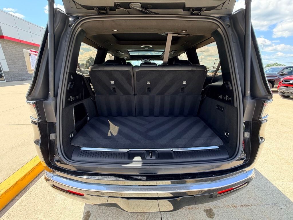 2022 Jeep Grand Wagoneer Series III
