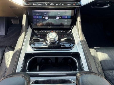2022 Jeep Grand Wagoneer Series III