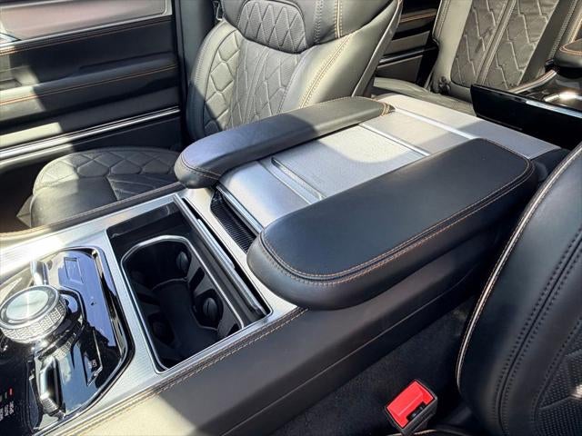 2022 Jeep Grand Wagoneer Series III