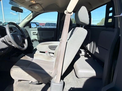 2005 Dodge Dakota ST