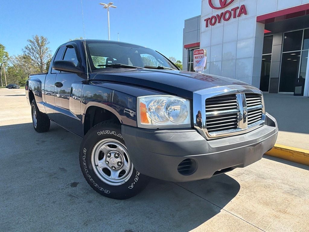 2005 Dodge Dakota ST