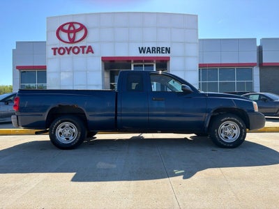 2005 Dodge Dakota ST