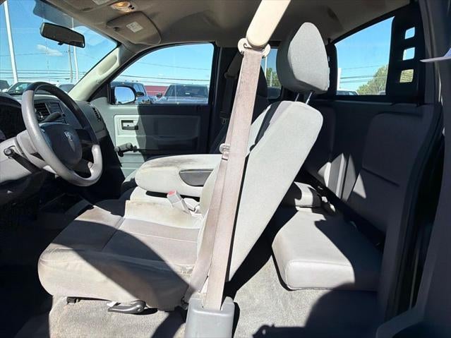 2005 Dodge Dakota ST
