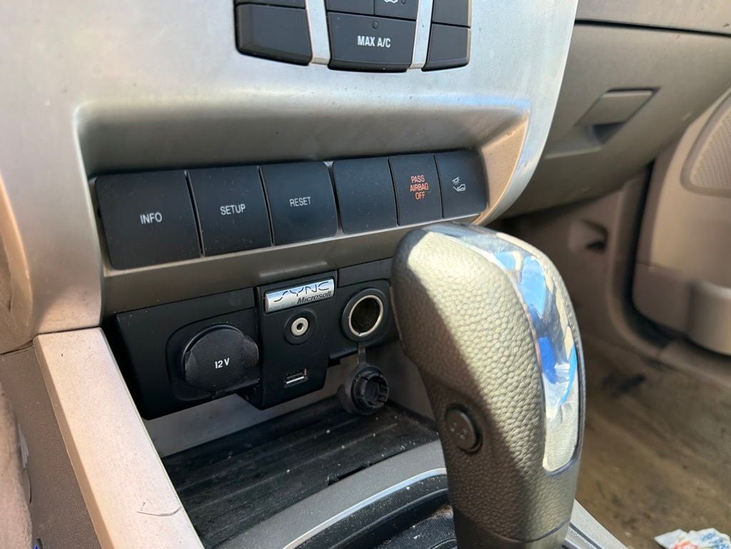 2009 Ford Focus SES