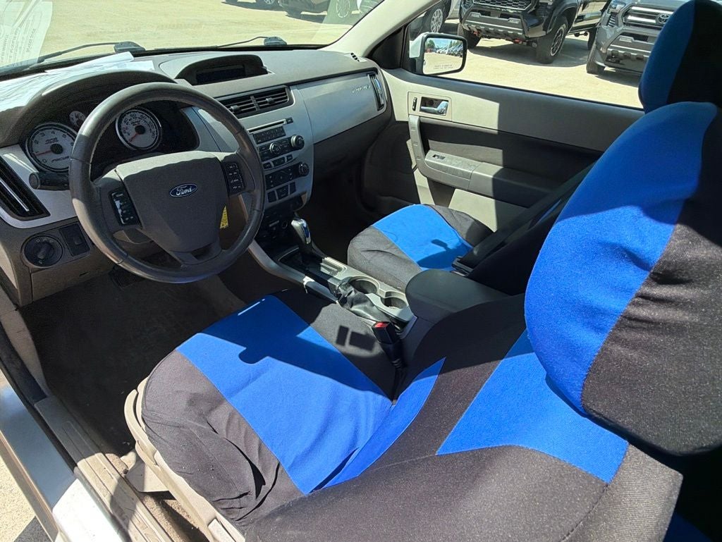 2009 Ford Focus SES