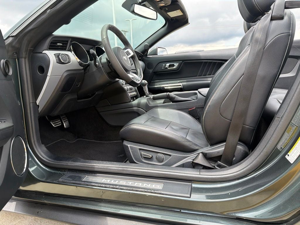 2016 Ford Mustang EcoBoost Premium