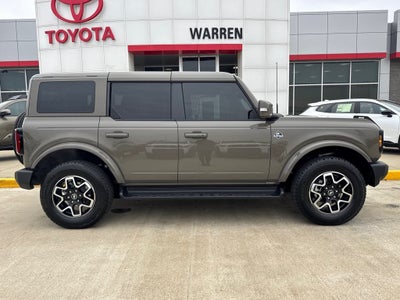 2025 Ford Bronco Outer Banks