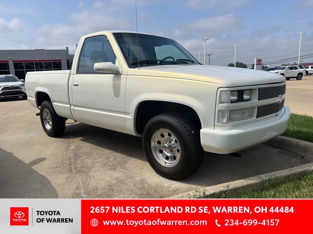1988 Chevrolet GMT-400 Base