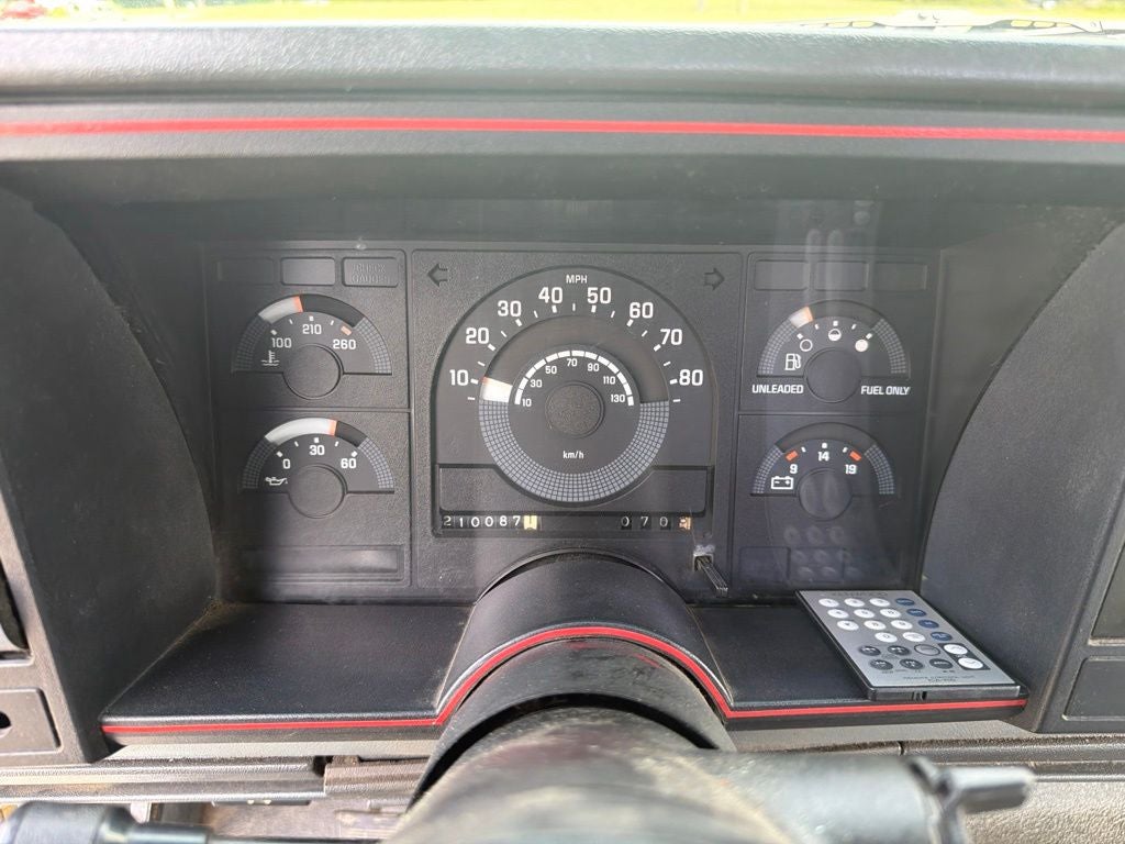 1988 Chevrolet GMT-400 Base