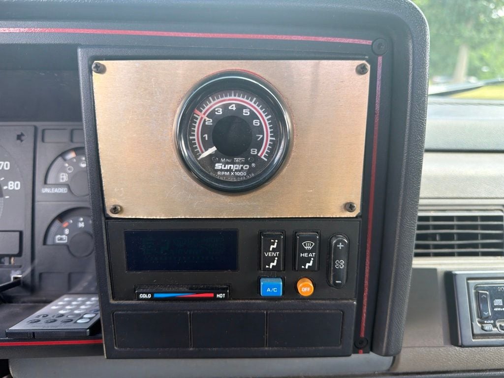 1988 Chevrolet GMT-400 Base