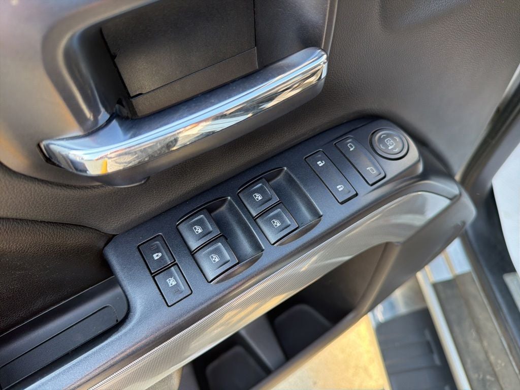 2017 Chevrolet Silverado LT