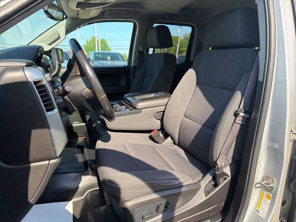 2017 Chevrolet Silverado LT