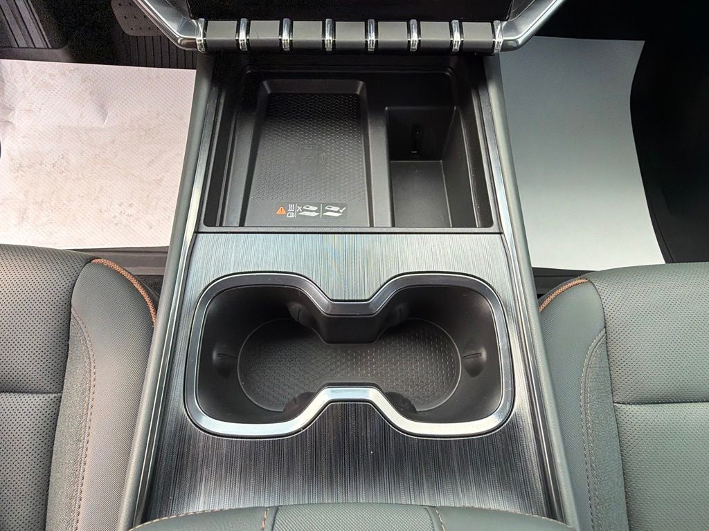 2024 GMC Acadia AT4
