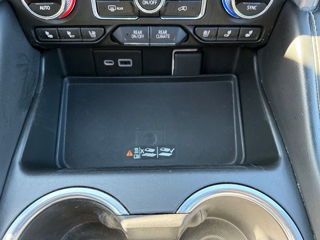 2022 GMC Yukon SLT