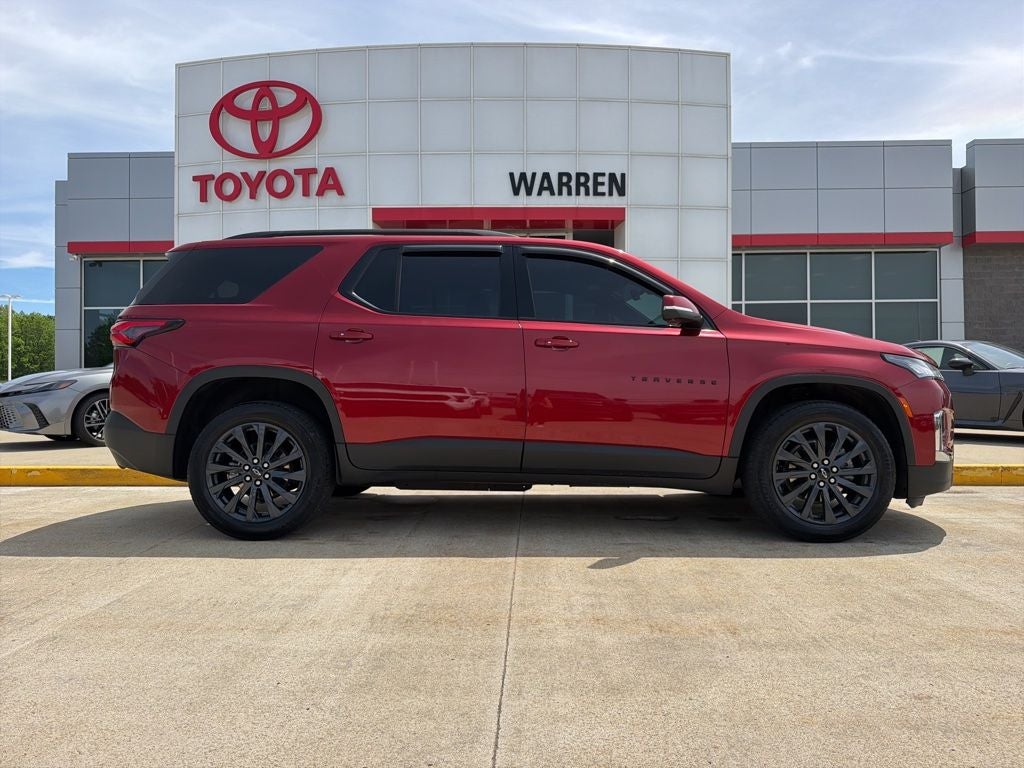 2023 Chevrolet Traverse RS