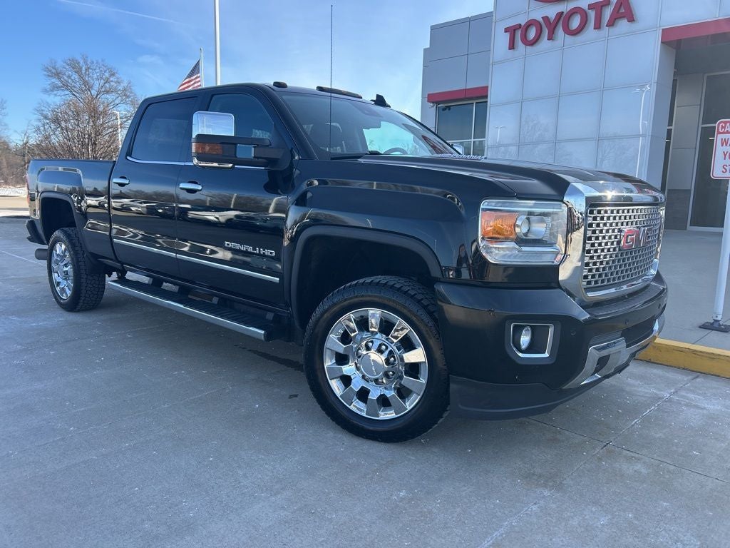 2016 GMC Sierra Denali