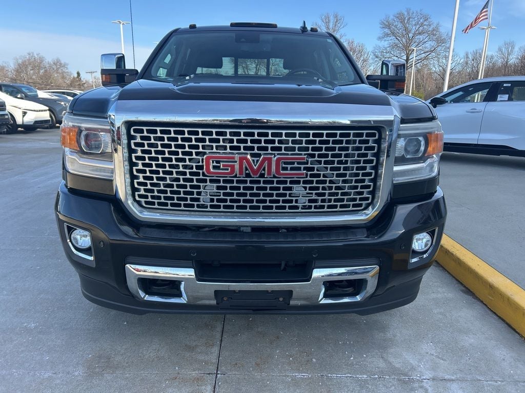 2016 GMC Sierra Denali