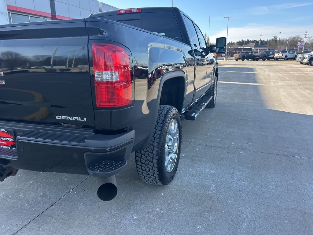2016 GMC Sierra Denali