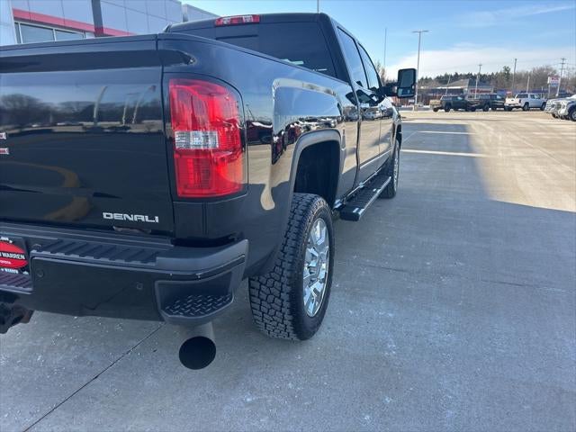 2016 GMC Sierra Denali