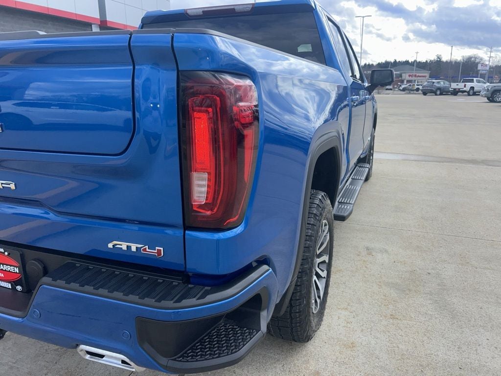 2023 GMC Sierra AT4