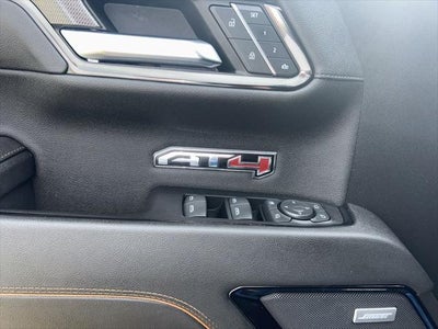 2023 GMC Sierra AT4