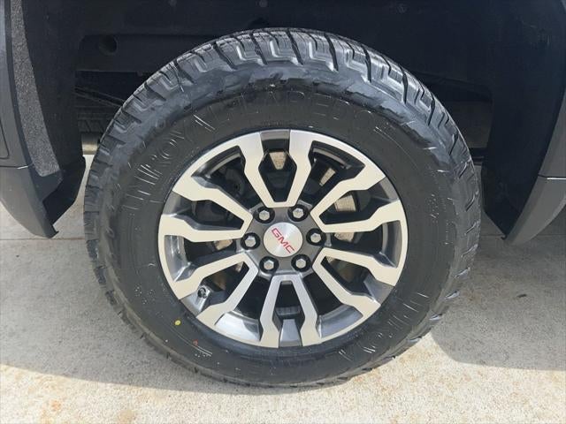 2023 GMC Sierra AT4