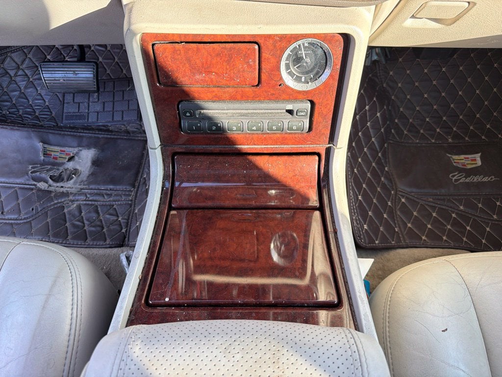 2005 Cadillac Escalade Base