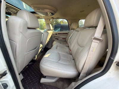 2005 Cadillac Escalade Base
