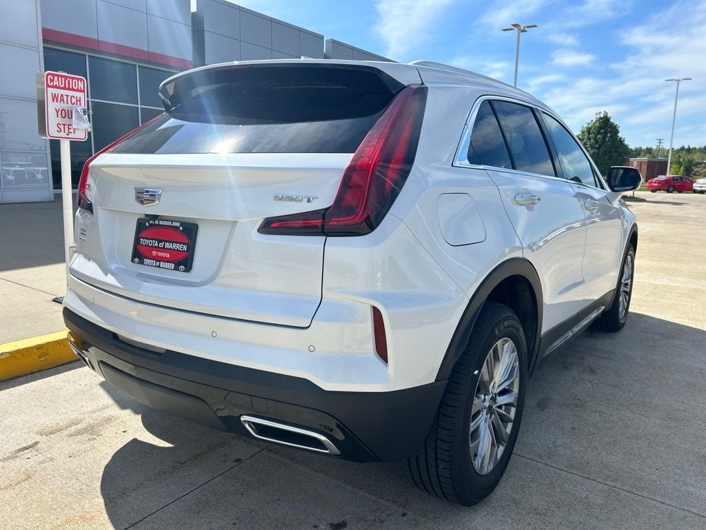 2024 Cadillac XT4 Premium Luxury