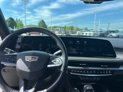 2024 Cadillac XT4 Premium Luxury