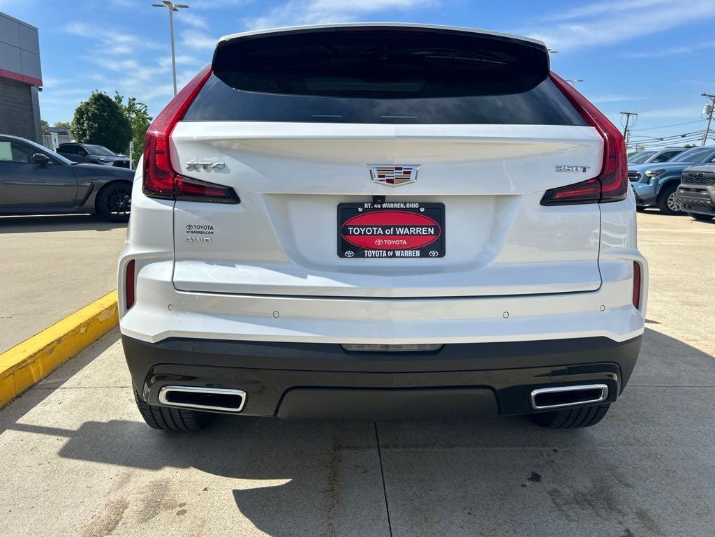 2024 Cadillac XT4 Premium Luxury