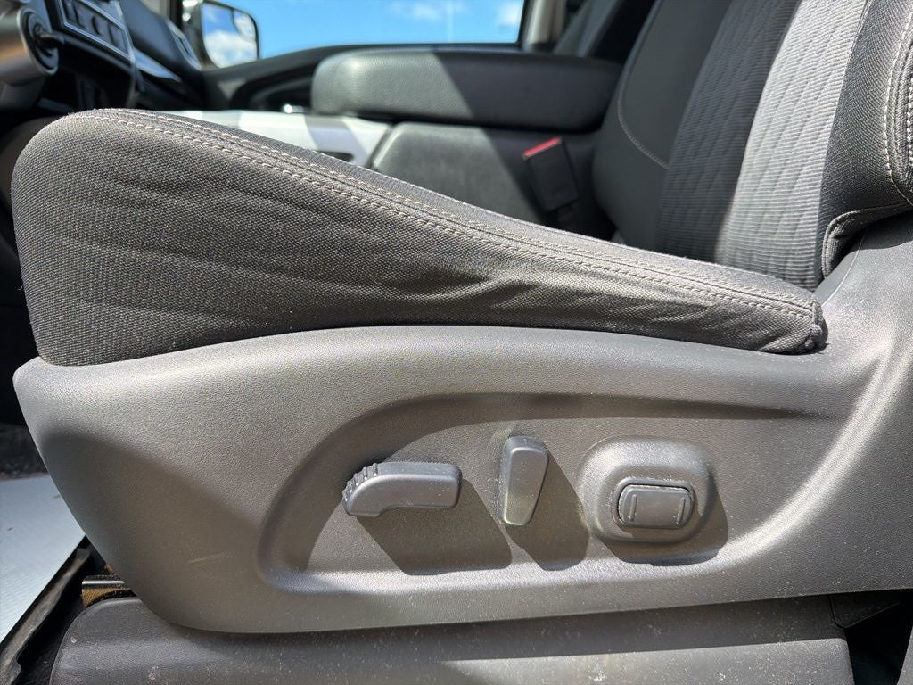 2018 Nissan Titan SV