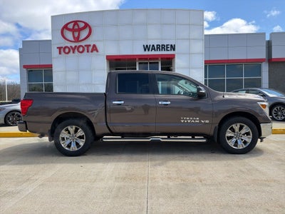 2018 Nissan Titan SV