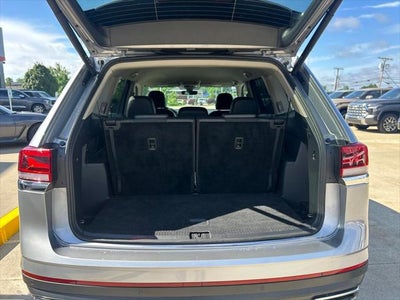 2025 Volkswagen Atlas 2.0T SE w/Technology