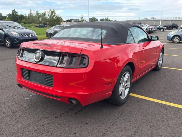 2014 Ford Mustang V6