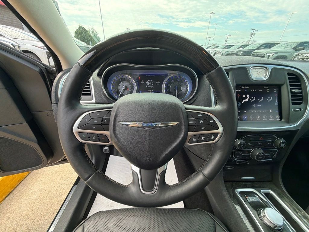 2018 Chrysler 300 Limited