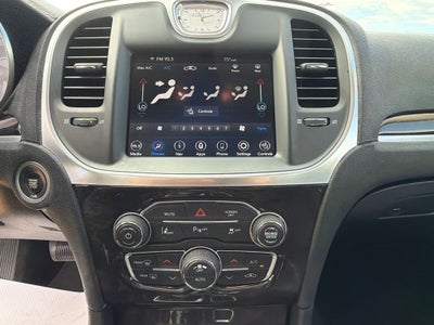 2018 Chrysler 300 Limited