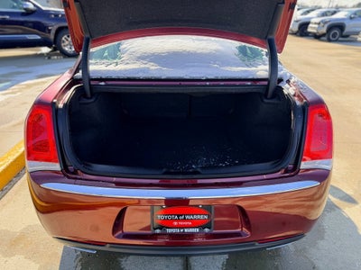 2018 Chrysler 300 Touring