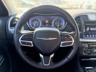 2018 Chrysler 300 Touring