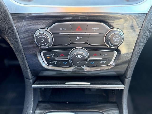 2018 Chrysler 300 Touring