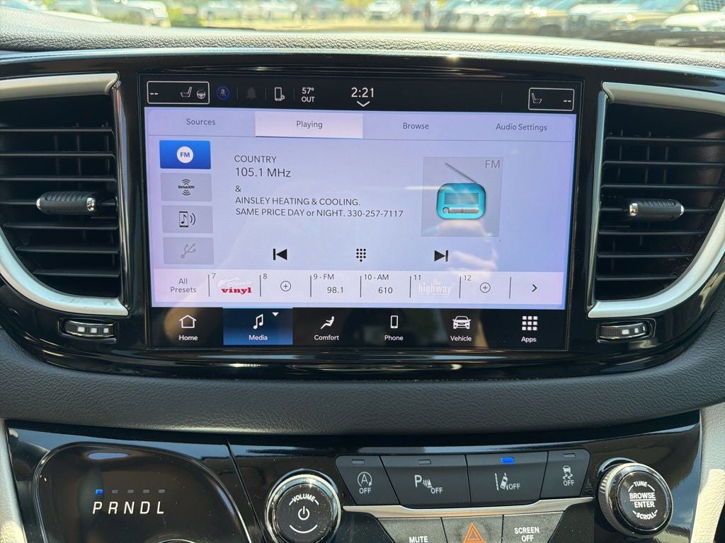 2023 Chrysler Pacifica Touring L