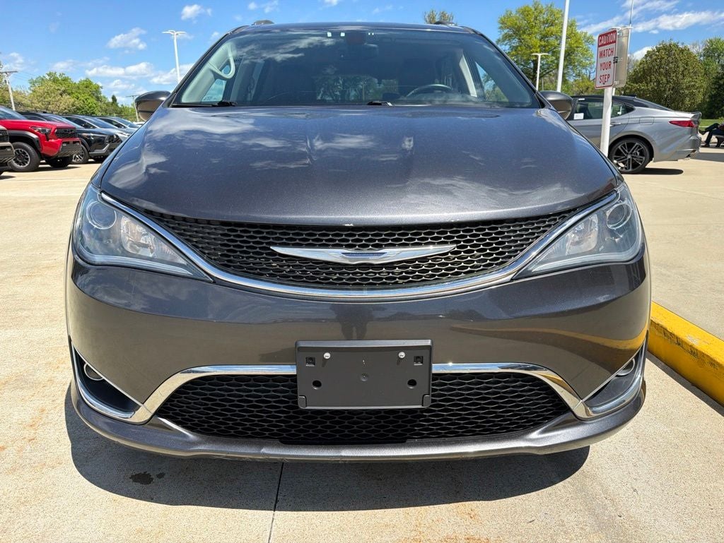 2017 Chrysler Pacifica Touring L Plus