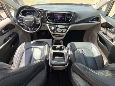 2017 Chrysler Pacifica Touring L Plus