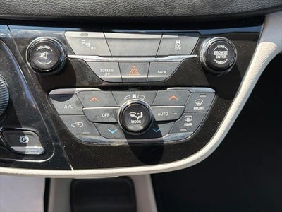 2017 Chrysler Pacifica Touring L Plus
