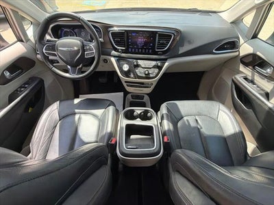 2017 Chrysler Pacifica Touring L Plus